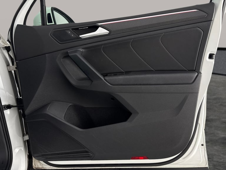 2021 Volkswagen Tiguan 1.5 TSI R-Line SUV 5dr Petrol DSG Euro 6 (s/s) (150 ps) - LED - HEATED SEA...