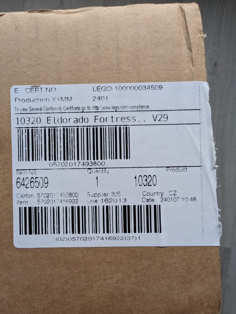 LEGO 10320 Eldorado Fortress at RRP 