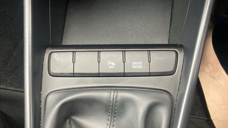 2023 Hyundai i20 1.0T GDi 48V MHD SE Connect 5dr Petrol Hatchback Hatchback Petrol Manual