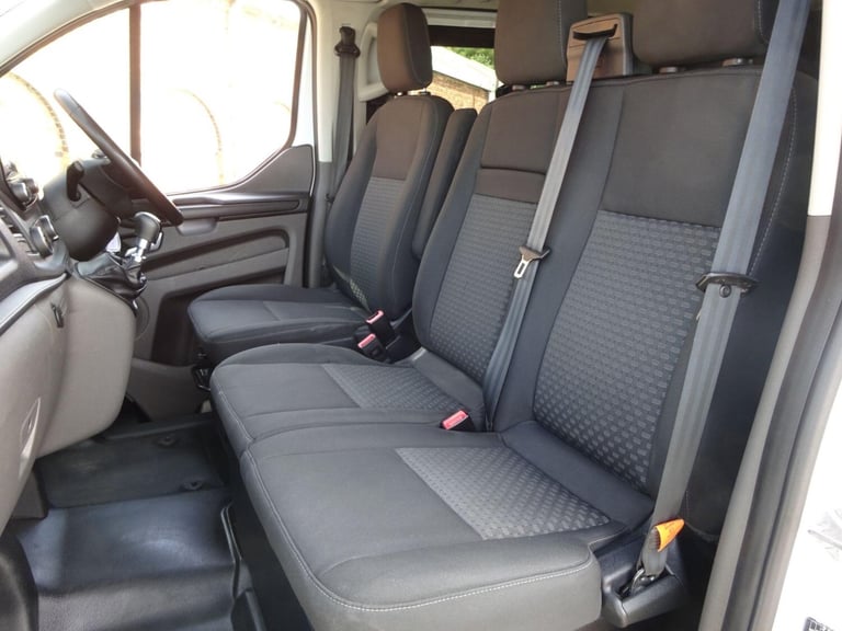 2022 Ford Transit Custom 2.0 320 EcoBlue Trend Crew Van L1 H1 Euro 6 (s/s) 5dr PANEL VAN Diesel M...