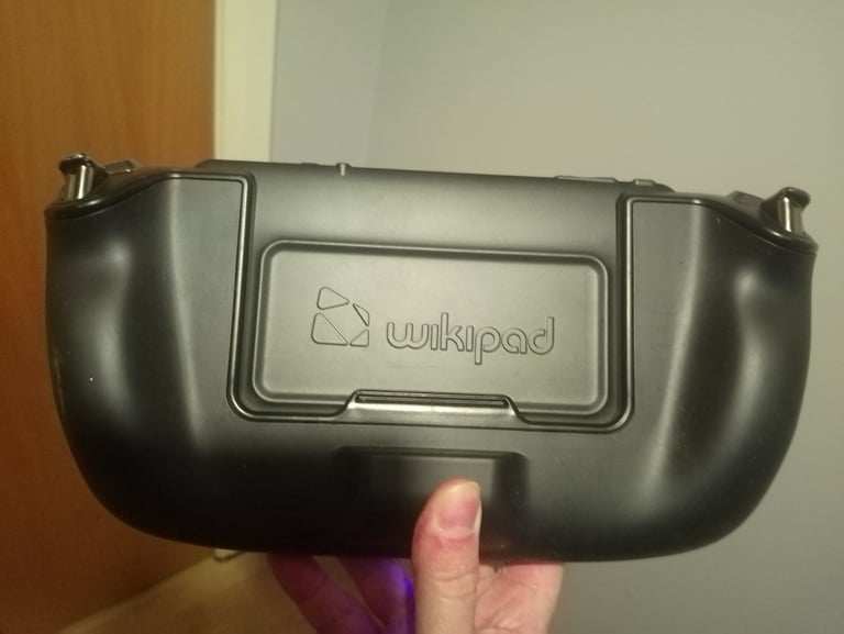 Rare wikipad gaming handheld console 