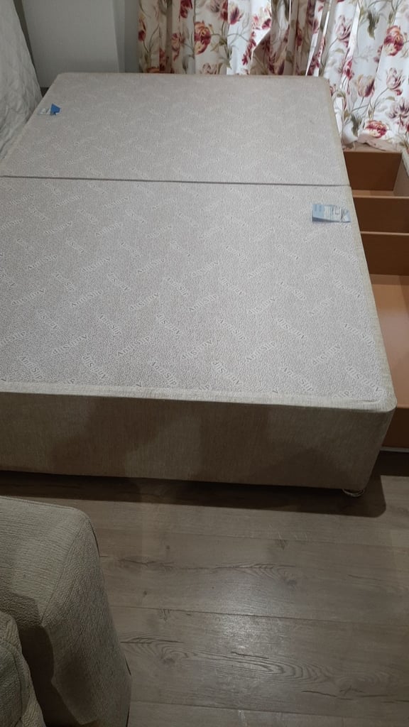 Small Double Divan bed & mattress