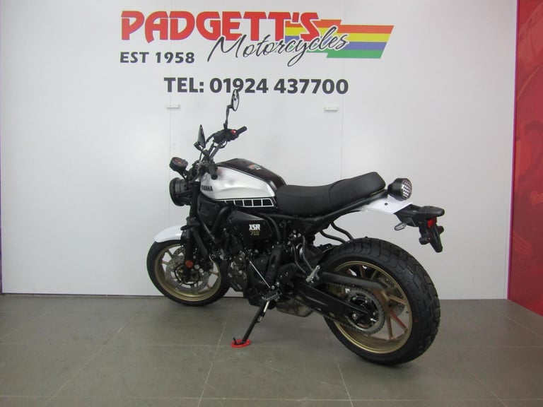 2023 Yamaha XSR700 - LEGACY - DEMO BIKE
