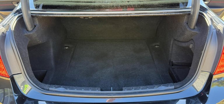 BMW 3 SERIES 2.0 318d Sport Euro 5 (s/s) 4dr 2015