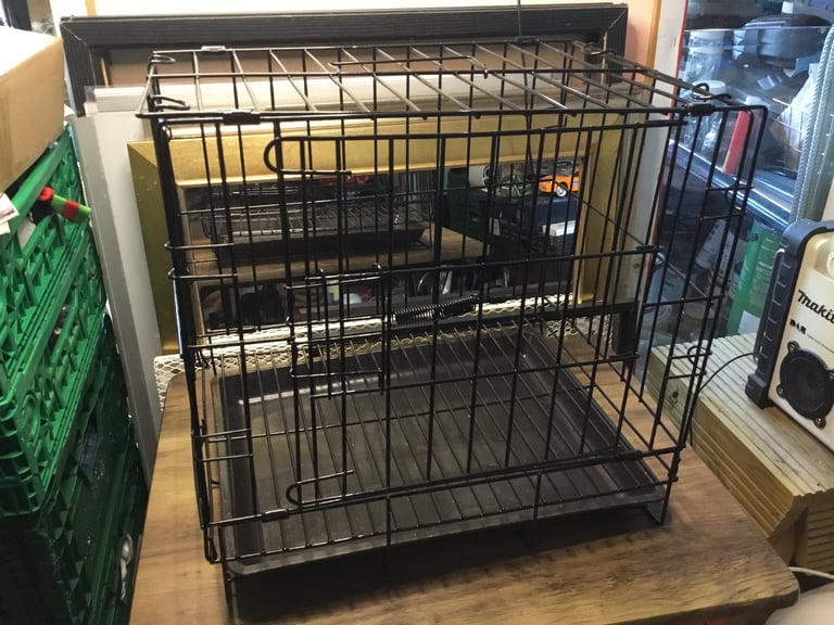 New in box Small pet cage, suitable for small puppies, rabbits, guinea pig, kittens etc
