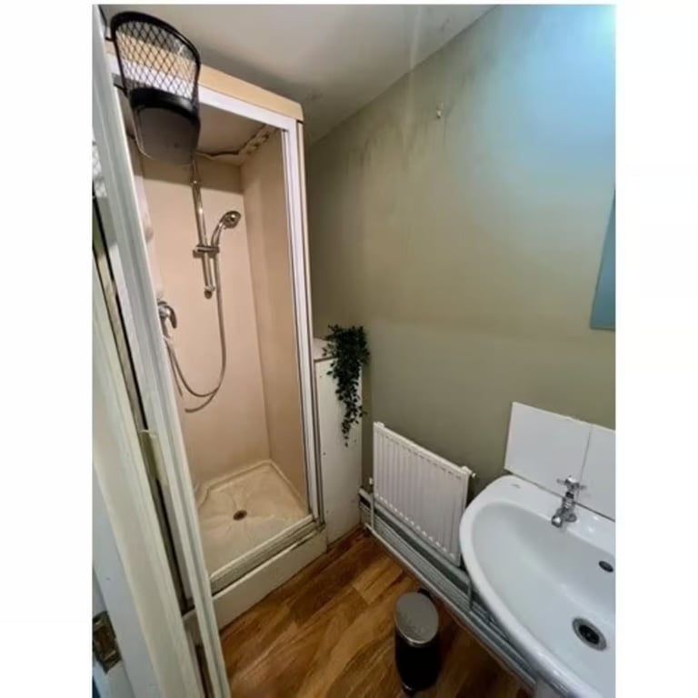 Studio Flats to Rent - Bills Included (Bradford)