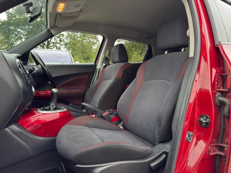 NISSAN JUKE 1.6 Acenta Premium Euro 5 5dr 2011
