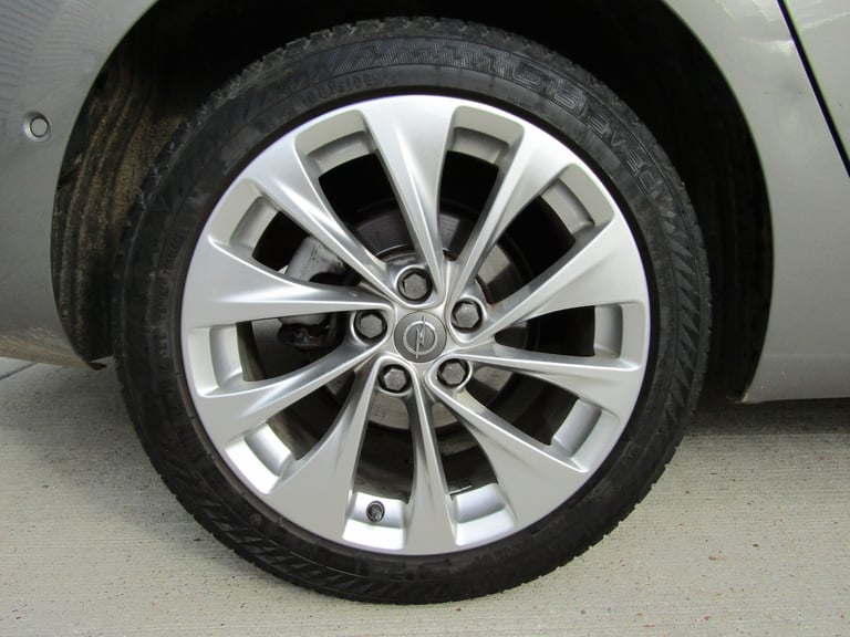 2017 Vauxhall Astra (OPEL) 1.6 CDTi SPORTS TOURER+ EURO 6 (s/s) DIESEL LEFT HAND DRIVE Estate Die...