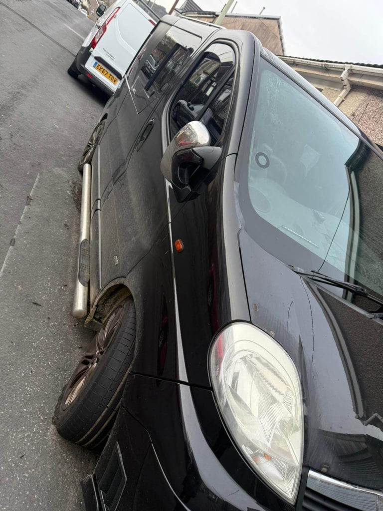 image for Vauxhall vivaro sportive, spares or repair