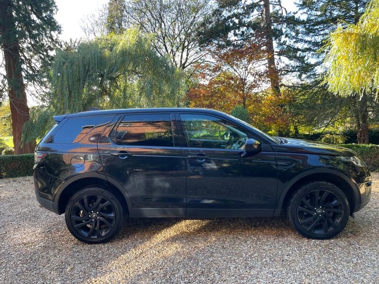 2017 Land Rover Discovery Sport 2.0 TD4 HSE Black SUV 5dr Diesel Auto 4WD Euro 6 (s/s) (180 ps) A...