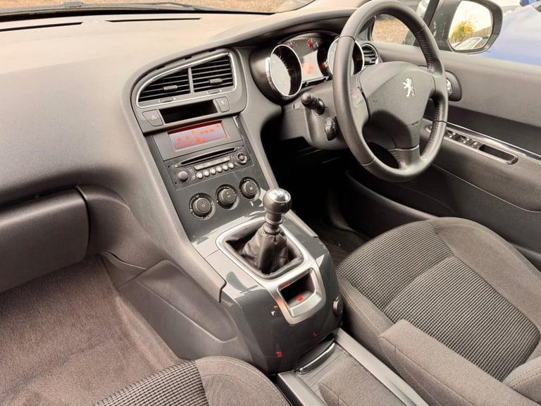 2012 Peugeot 5008 1.6 HDi Active MPV 5dr Diesel Manual Euro 5 (112 ps) MPV Diesel Manual