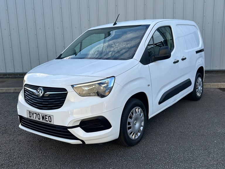 2020 Vauxhall Combo 2300 1.5 Turbo D 100ps H1 Sportive Van PANEL VAN Diesel Manual