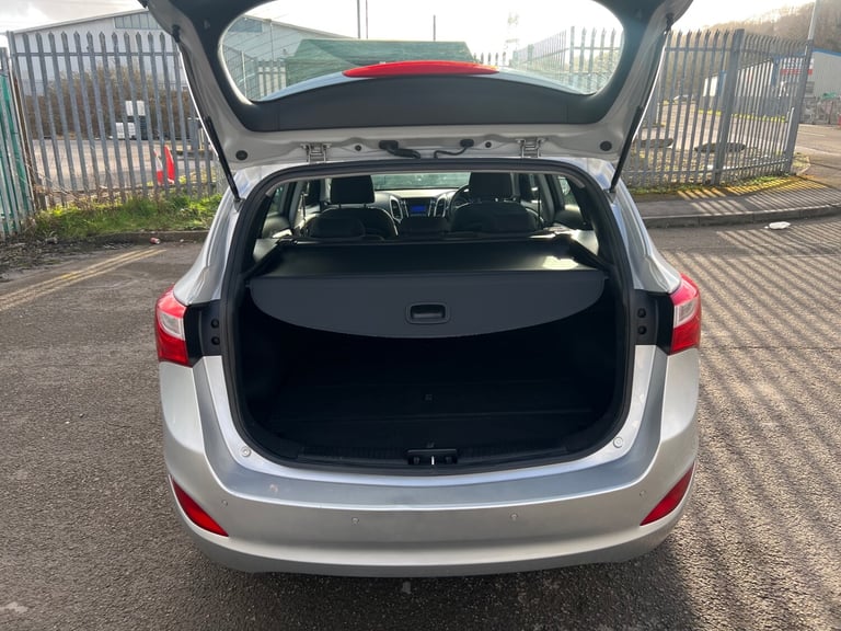 2014 Hyundai i30 1.6 CRDi Blue Drive Classic 5dr Ex Police ESTATE Diesel Manual