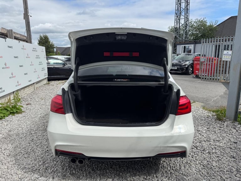 2017 BMW 3 Series 3.0 330d M Sport Auto xDrive Euro 6 (s/s) 4dr SALOON Diesel Automatic