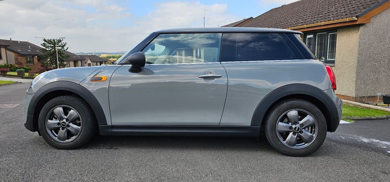 BMW Mini 1198cc, Moonwalk Grey, Immaculate 