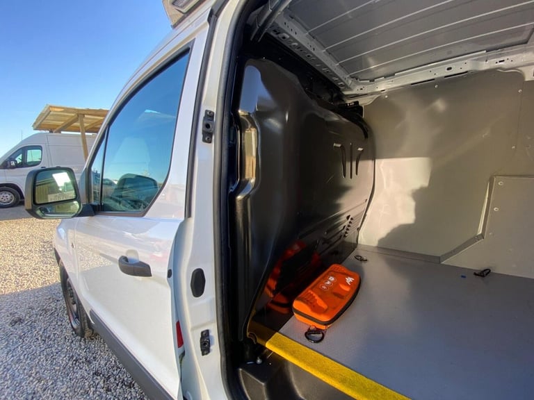 2018 Ford Transit Connect 1.5 TDCi 220 Panel Van 5dr Diesel Manual L1 H1 (124 g/km, 99 bhp) PANEL...
