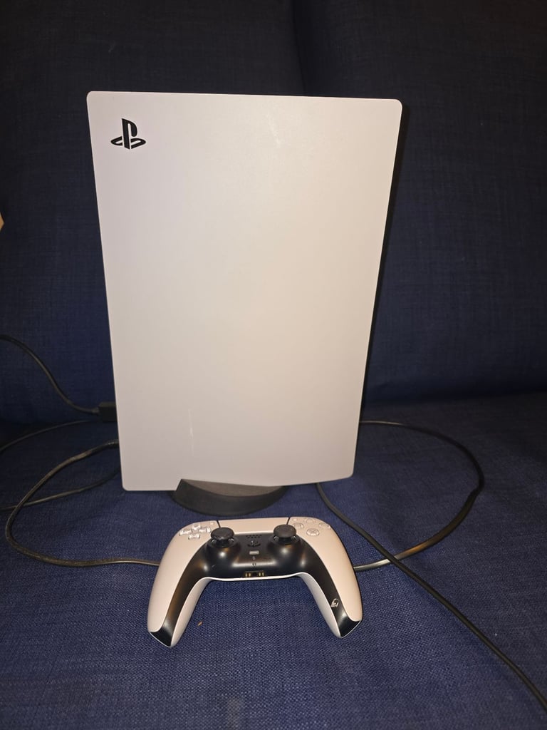 Play has NO limits - Playstation 5 Disc Edition- Great Condition- For Sale
