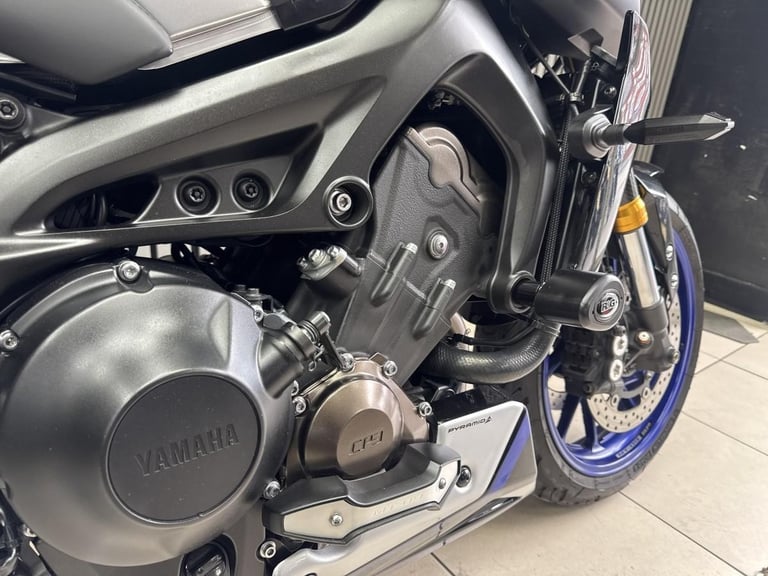 2018 Yamaha MT09Sp naked sport Akrapovic exhaust loads of upgrades