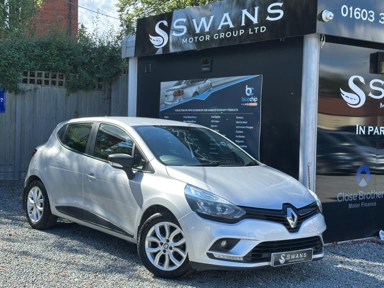 2017 Renault Clio 1.5 Play DCi 90 Diesel Manual 5 Door Hatchback Silver