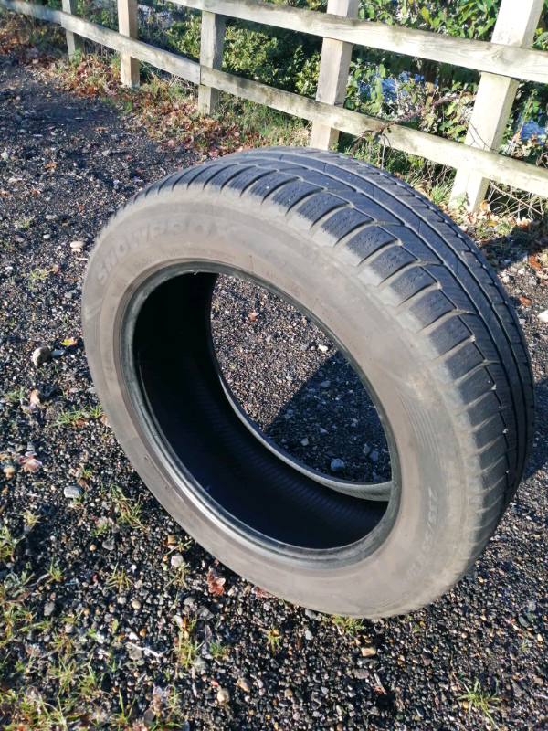 Two Toyo Snowprox S954 235 55 R18 104H SUV