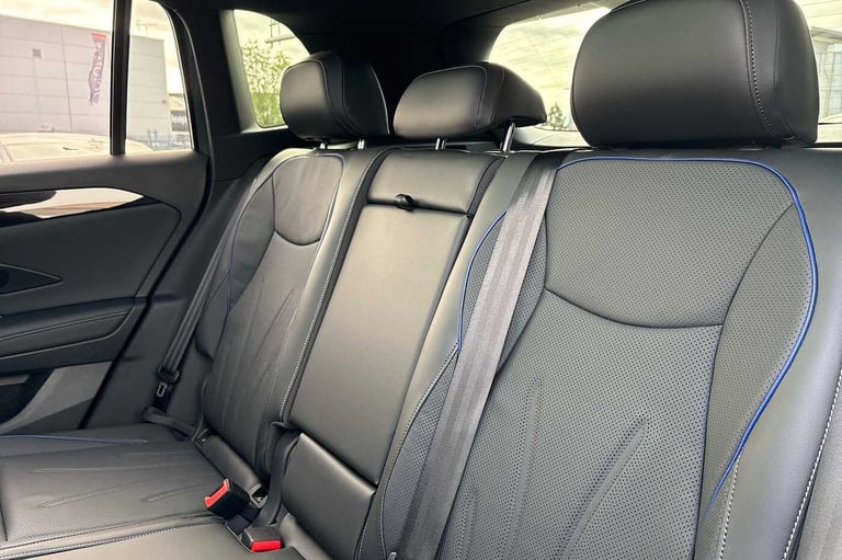 2025 Volkswagen Tiguan 1.5 TSI eHybrid R-Line 5dr DSG SUV Hybrid Automatic