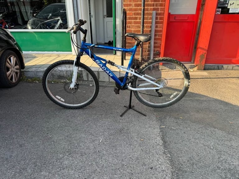  APOLLO RADAR MOUNTAIN BIKE. GOOD CONDITION.