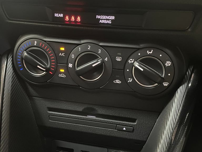 2015 Mazda Mazda2 1.5 SKYACTIV-G Sports Launch Edition Hatchback 5dr Petrol Manual Euro 6 (s/ Hat...