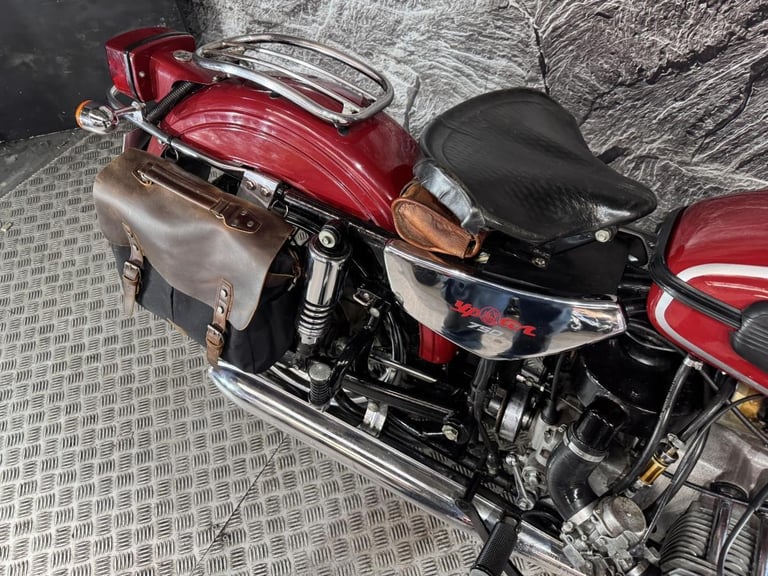 URAL RED STAR 750 2002