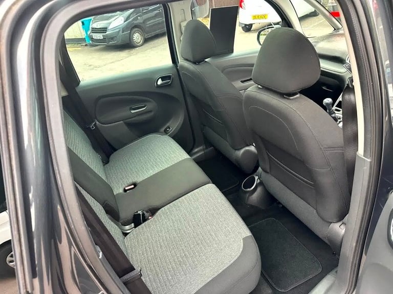 Citroen C3 PURETECH PLATINUM PICASSO-ONLY 60702 MILES, ONLY ?35 ROAD TAX