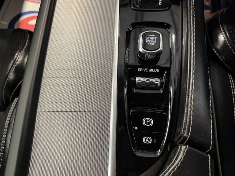 2019 Volvo XC90 2.0 B5D [235] R DESIGN 5dr AWD Geartronic ESTATE DIESEL Automatic