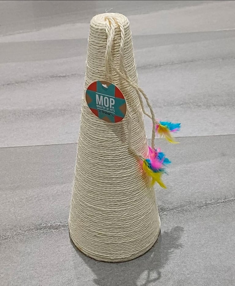 Cat or kitten scratch post