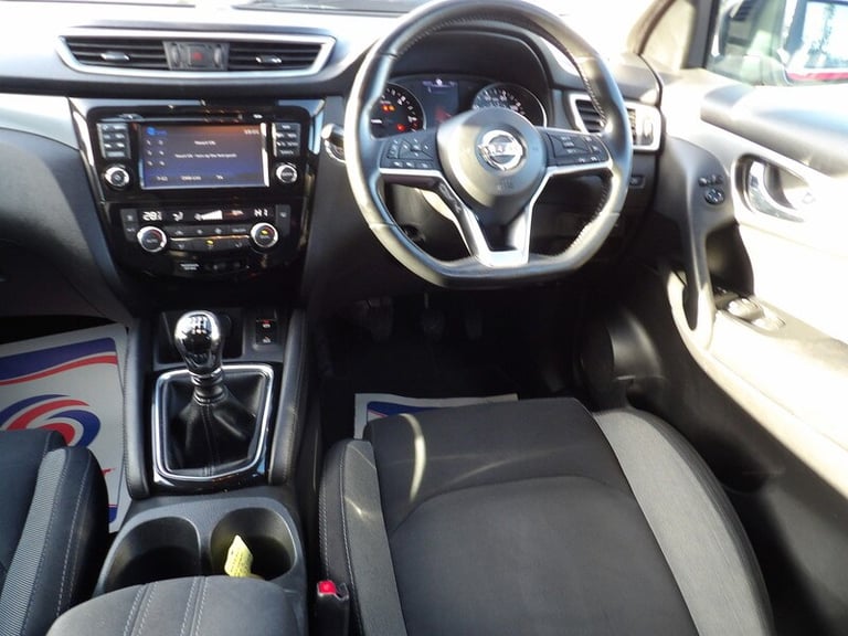 2017 Nissan Qashqai 1.5 dCi N-Connecta 5dr HATCHBACK DIESEL Manual