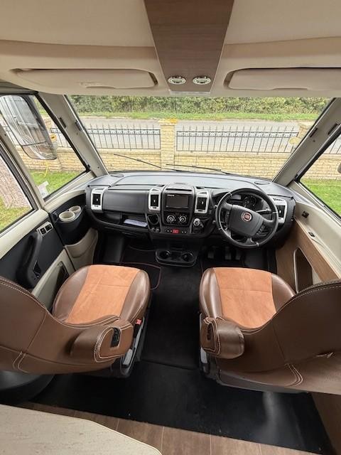 Burstner Viseo i690 G DIESEL MANUAL 2017/17