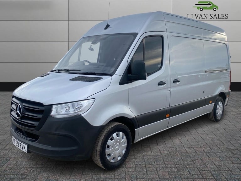  Mercedes-Benz Sprinter 2.1 314 CDI Premium Panel Van 5dr Diesel Manual FWD L2 H2 Euro 6 (s/s) (1...