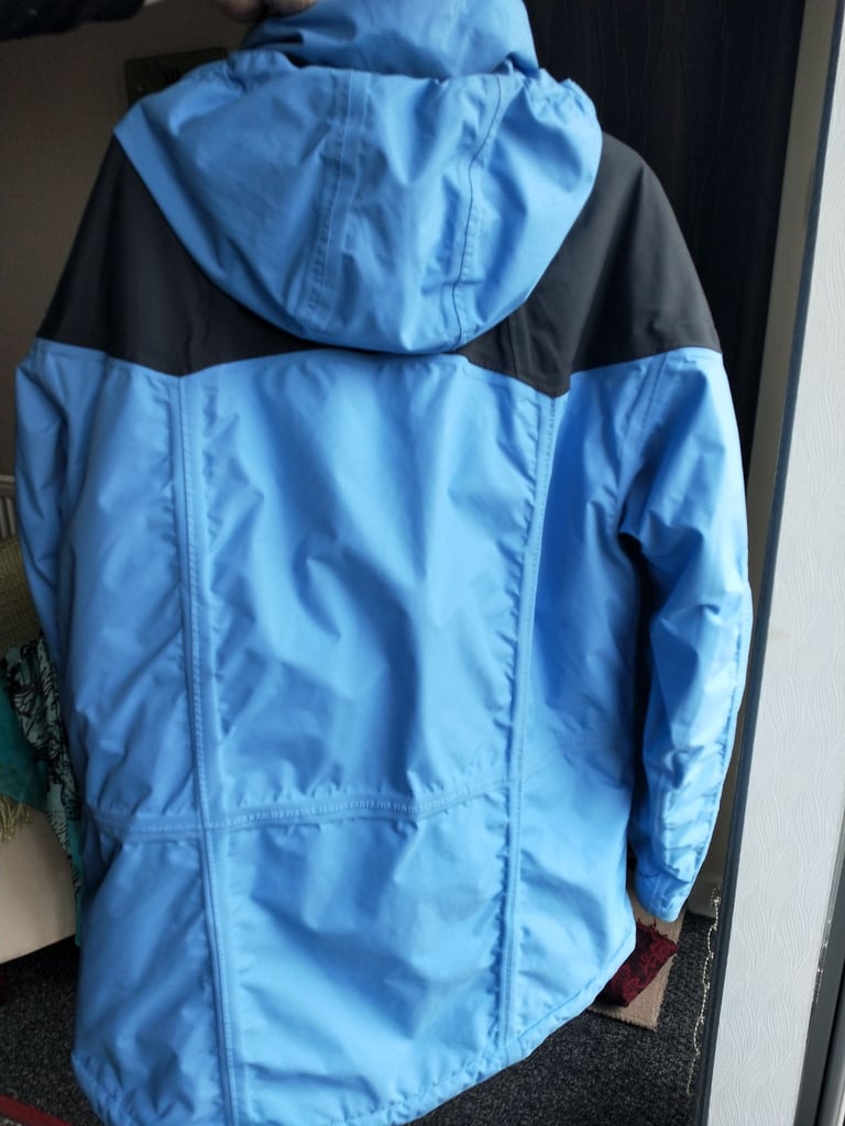 Ladies ski/walking jacket 