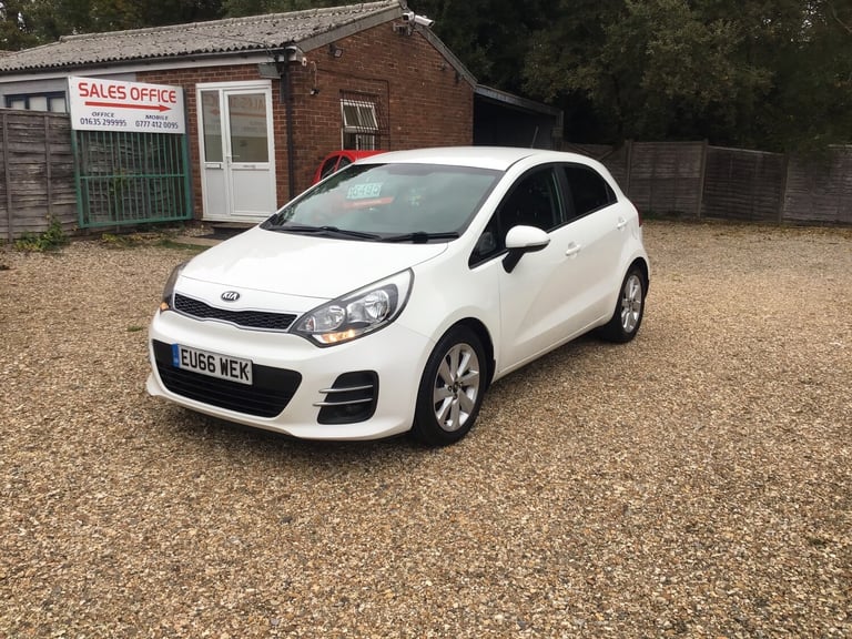 2016 Kia Rio 1.4 ISG 2 5dr HATCHBACK Petrol Manual