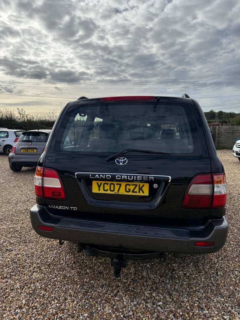  Toyota Land Cruiser Amazon 4.2 TD SUV 5dr Diesel Automatic (282 g/km, 201 bhp) Diesel Automatic