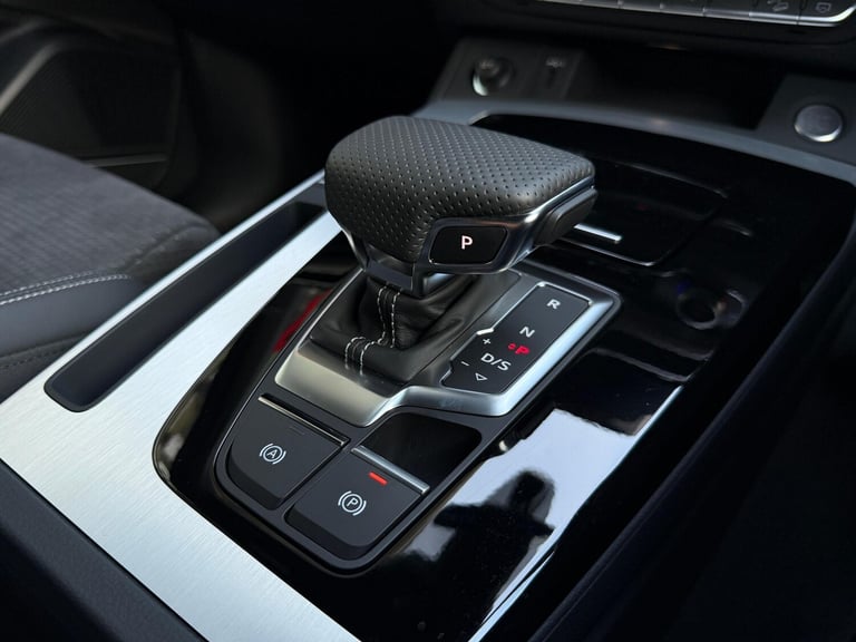  Audi Q5 2.0 TFSIe 50 S line SUV 5dr Petrol Plug-in Hybrid S Tronic quattro Euro 6 ( Petrol/Elect...