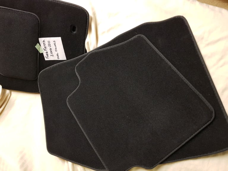 Ford fiesta car mats 