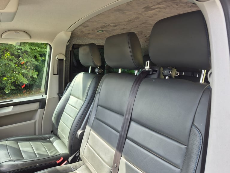2018 Volkswagen Transporter 2.0 TDI BMT 150 Highline Kombi Van WINDOW VAN Diesel Manual