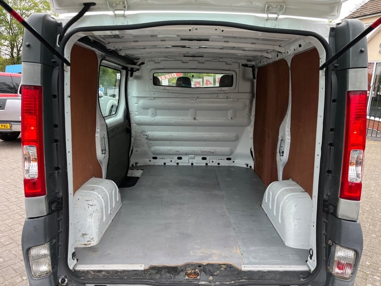 2010 Renault Trafic SL29dCi 115 [Sat Nav] Van PANEL VAN Diesel Manual