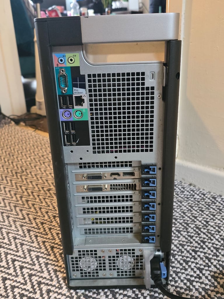 Dell Precision Tower 5810, Intel Xeon Quad Core, 32GB RAM DDR4, GTX 970 4GB, SSD, HDD, Windows 11