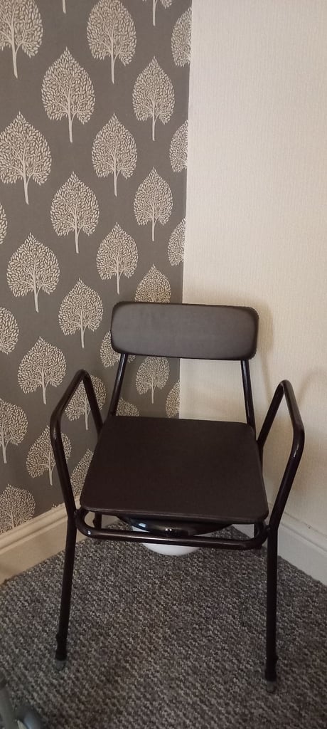 Walking aid and commode. 