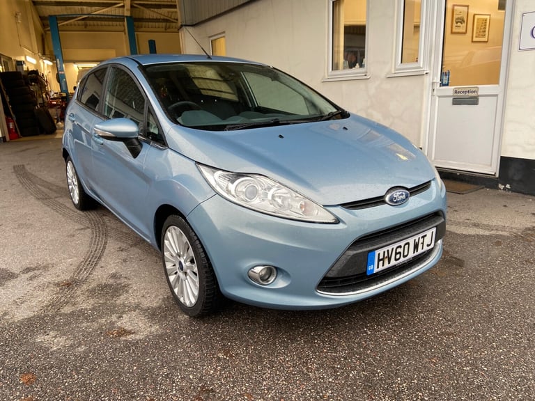2010 Ford Fiesta 1.6 Titanium 5dr HATCHBACK Petrol Manual
