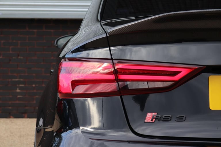 Audi RS3 2.5 TFSI S Tronic quattro - STAGE 2 - PAN RF - ACC - CARBON - SS SEATS 