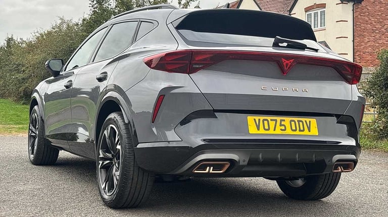 2025 Cupra Formentor 1.5 eHybrid 204 V1 5dr DSG SUV Hybrid Automatic