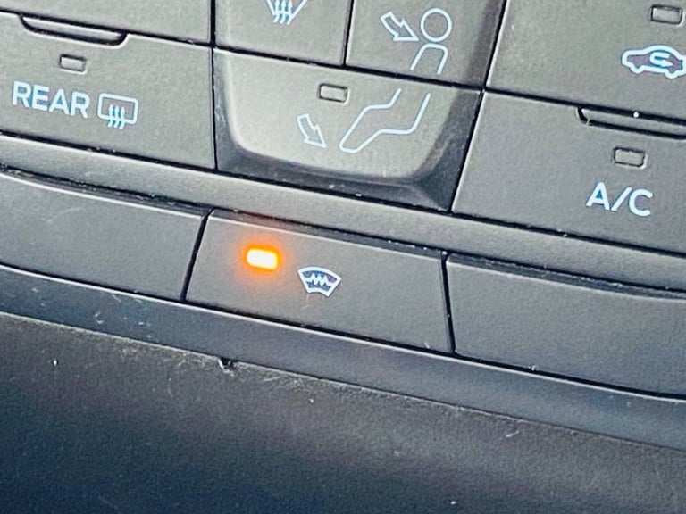 2019 Ford Fiesta 1.5 TDCi ST-Line Hatchback 5dr Diesel Manual Euro 6 (s/s) (120 ps) Hatchback Die...