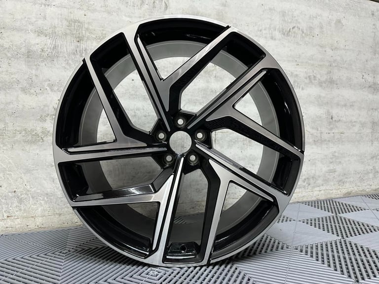 image for New SQ8 Style