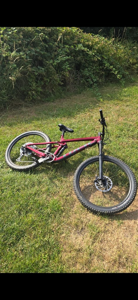 image for Trek Remedy 7 - Full Suspension Mountain Bike