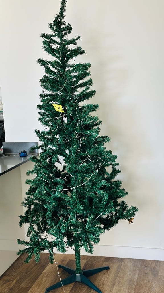7ft christmas tree 